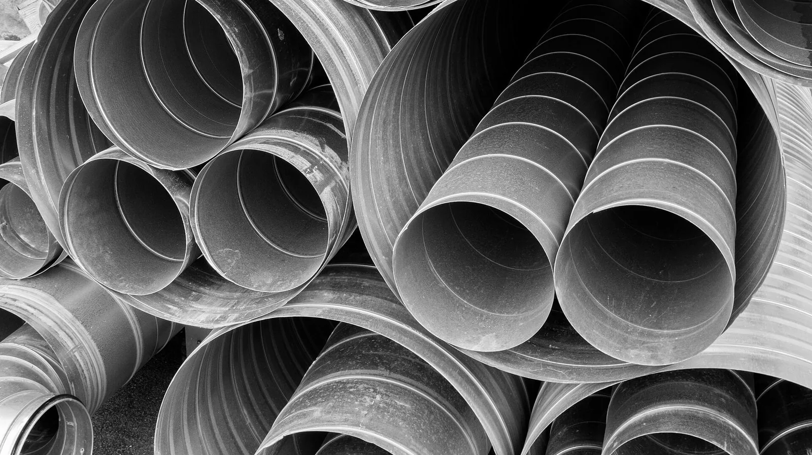Lengths of spiral ventilation ducting stacked together